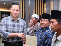 Sertipikat Tanah Elektronik Diserahkan Menteri AHY di Kubu Raya, Pertama Kalinya Diterapkan di Kalbar