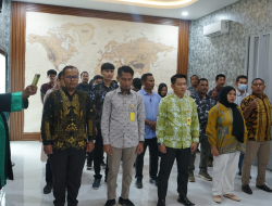 Pengambilan Sumpah Panitia Ajudikasi dan Satuan Tugas PTSL Kantor Pertanahan Kabupaten Halmahera Timur