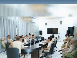 Optimalkan Pelayanan, Kepala Kantor Pertanahan Halmahera Timur Pimpin Rapat Evaluasi Kinerja Internal
