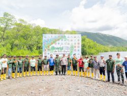 Kado HUT Haltim Ke-23: PT Position Bersama Elemen Lintas Sektor Hijaukan Pantai Kasuari Wailukum