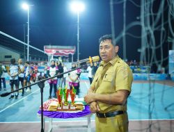 Antusiasme Luar Biasa! Bupati Ubaid Tutup Bicoli Volley Ball Open, Pemain dari Sulawesi Utara Ikut Berlaga